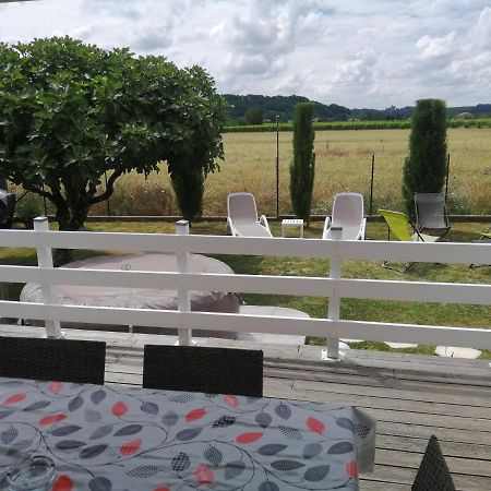 Villa La Rivière à Pujols  Extérieur photo