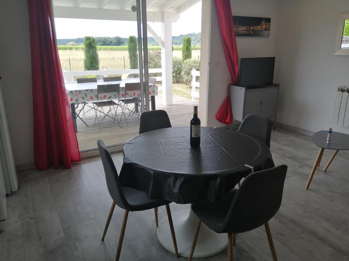 Villa La Rivière à Pujols  Extérieur photo