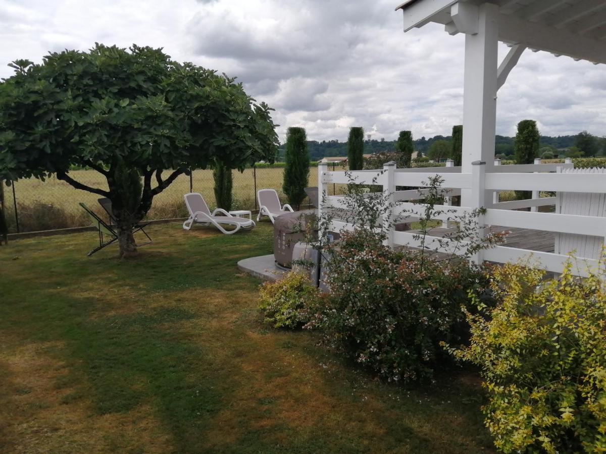 Villa La Rivière à Pujols  Extérieur photo